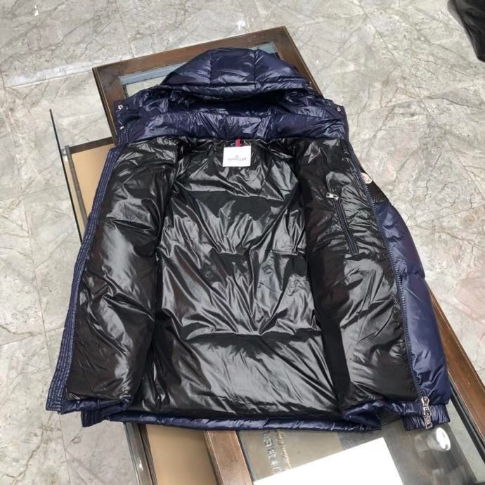 Moncler Logo Patch Padded Jacket - DesignerGu