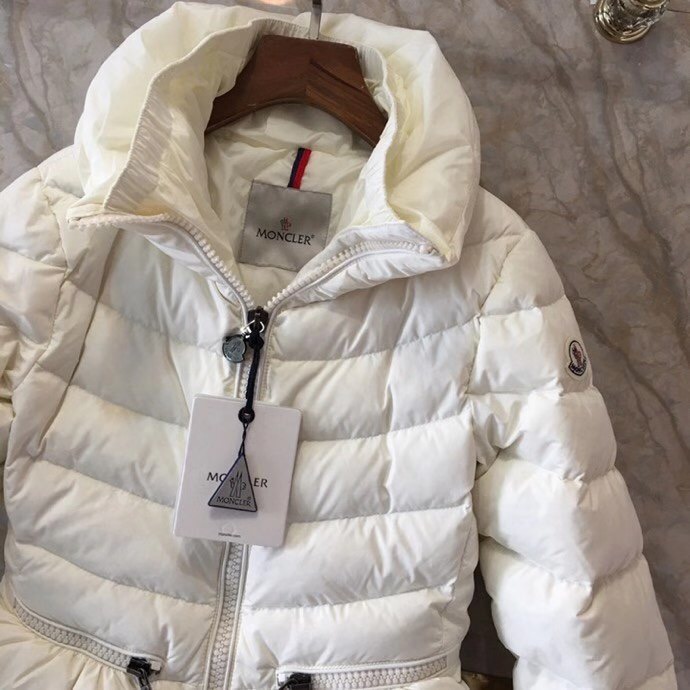 Moncler Quilted Zipped Padded Jacket - DesignerGu