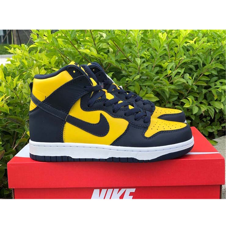 Nike Dunk High 'Michigan' CZ8149-700  - DesignerGu