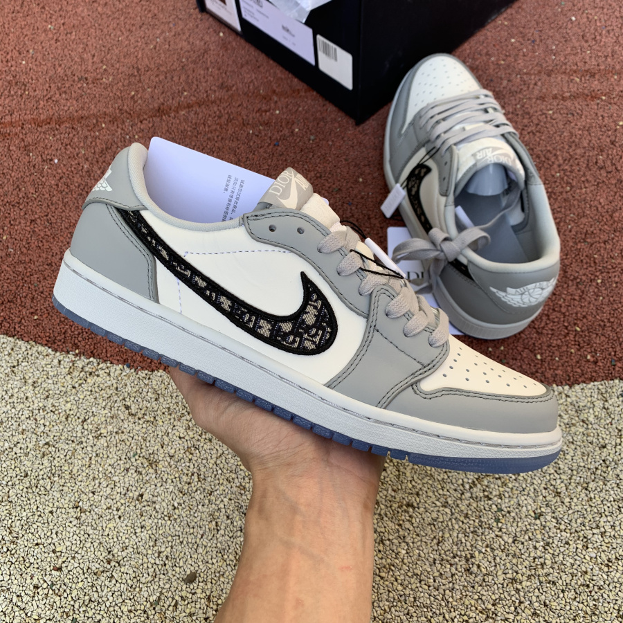 Jordan Air 1 Retro Low Sneaker - DesignerGu