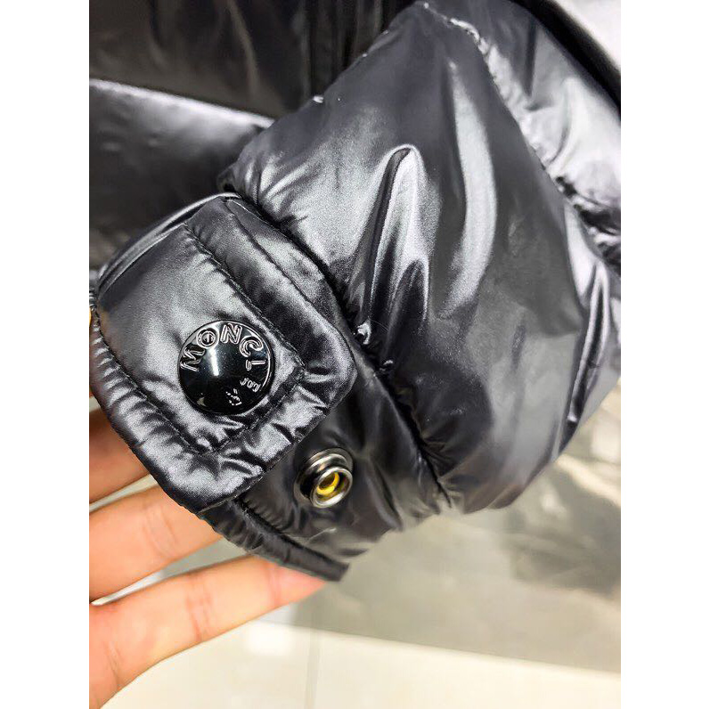 Moncler Black Down Jacket - DesignerGu