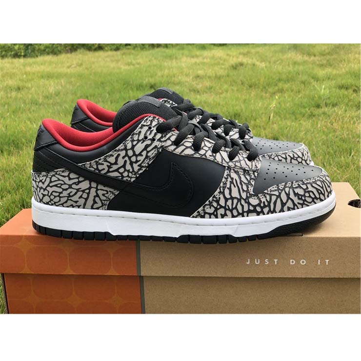 Nike Dunk SB Low Supreme Black Cement - DesignerGu