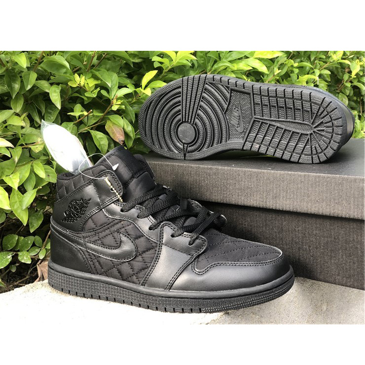 Jordan Air 1 Mid Black Quilted DB6078-001 - DesignerGu