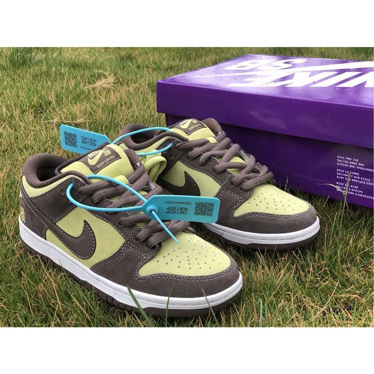 Nike  SB Dunk Low Pro Dark Brown Light Yellow Shoes - DesignerGu