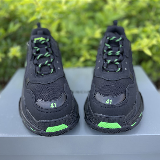 Balenciaga Triple S Sneaker - DesignerGu