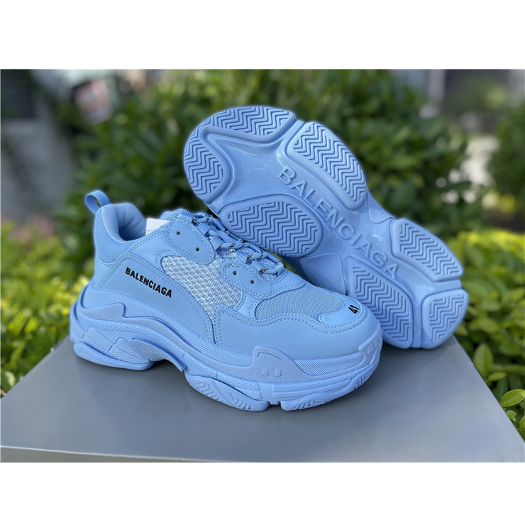 Balenciaga Triple S Sneaker - DesignerGu