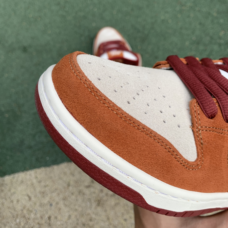 Nike  SB Dunk Low Pro Dark Russet Cedar White BQ6817-202 - DesignerGu