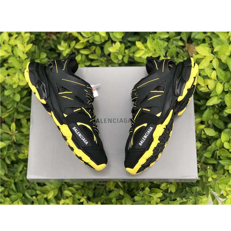 Balenciaga Track Sneakers  - DesignerGu