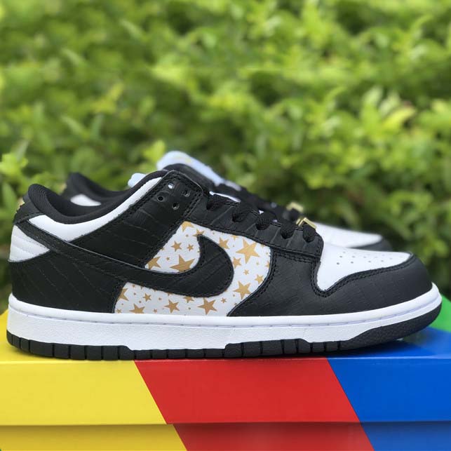 Nike SB Dunk Low "Black Stars" DH3228-102 - DesignerGu