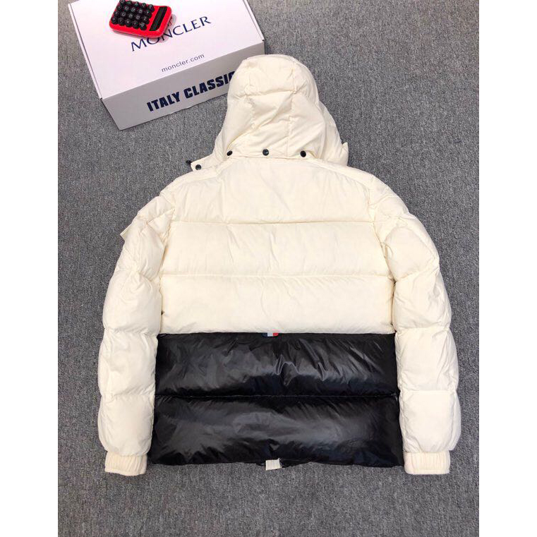 Moncler  Down Jacket - DesignerGu