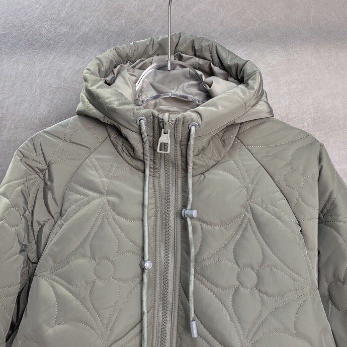 Louis Vuitton Monogram Puffer Jacket - DesignerGu