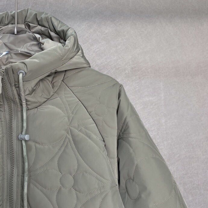 Louis Vuitton Monogram Puffer Jacket - DesignerGu