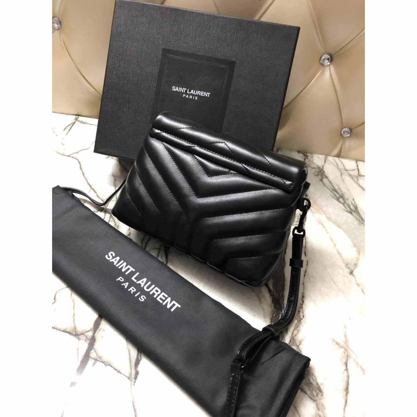 Saint Laurent Black Leather Shoulder Bag  - DesignerGu