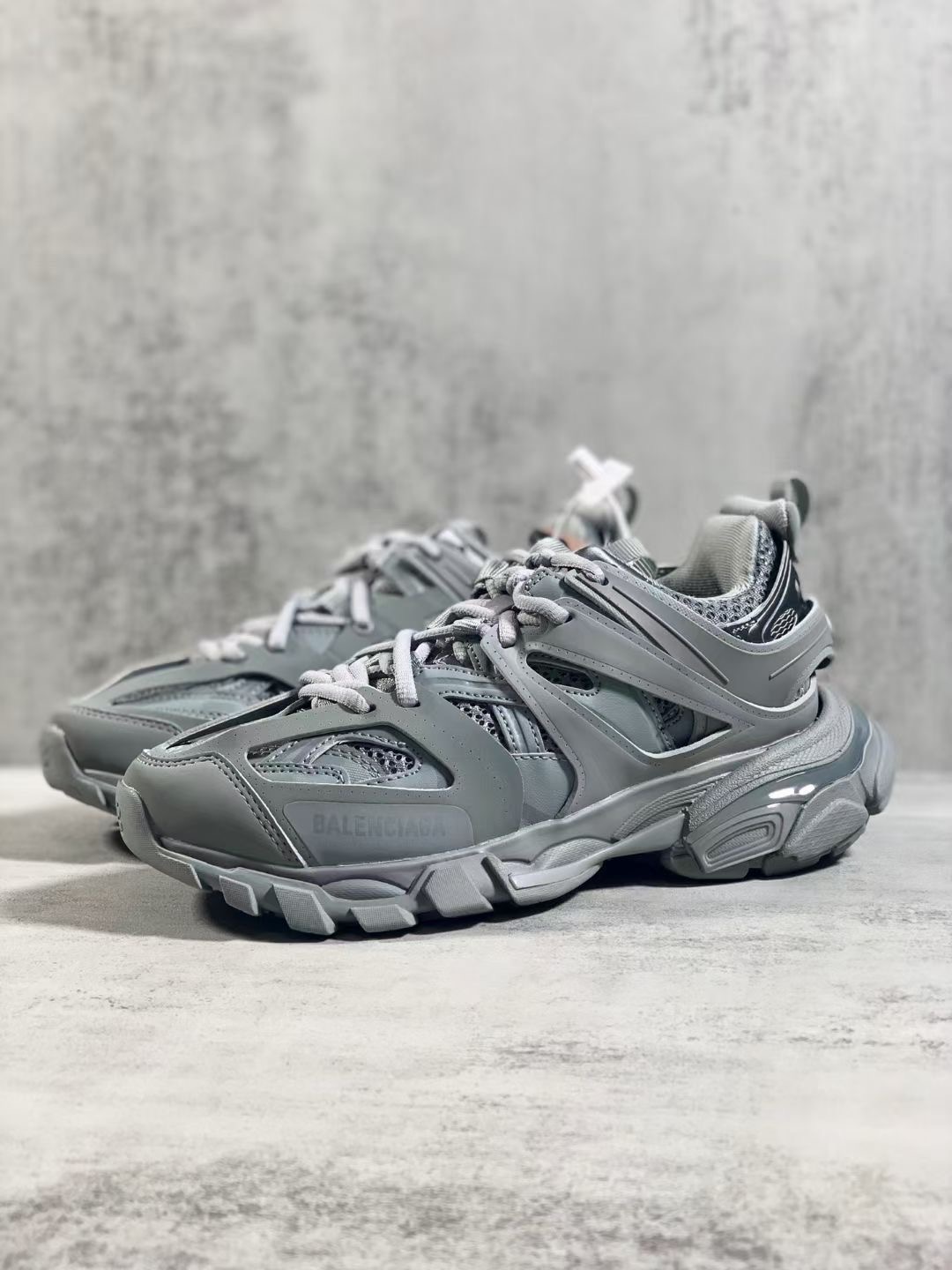 Balenciaga Track Sneakers - DesignerGu