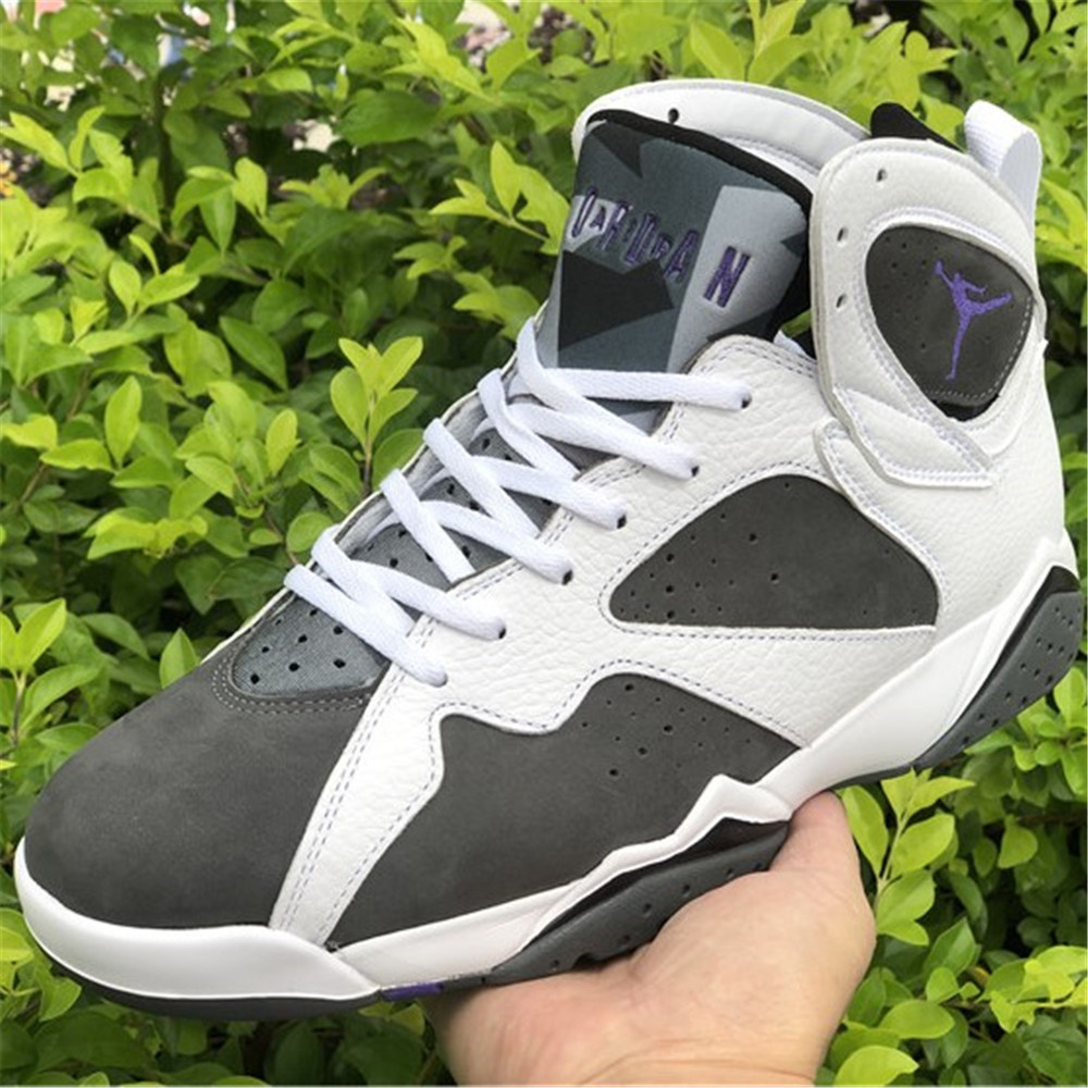 Jordan AJ 7 “Flint” Sneaker CU9307-100 - DesignerGu