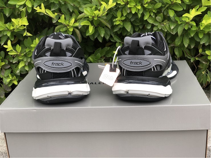 Balenciaga Track Sneakers  - DesignerGu