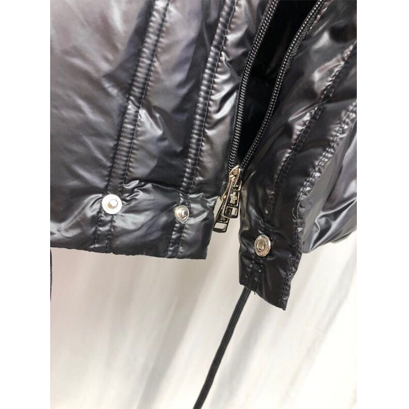 Moncler  Lamentin Short Down Jacket In Black - DesignerGu