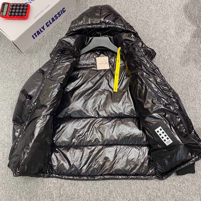 Moncler Anthemyx Short Down Jacket In Black - DesignerGu