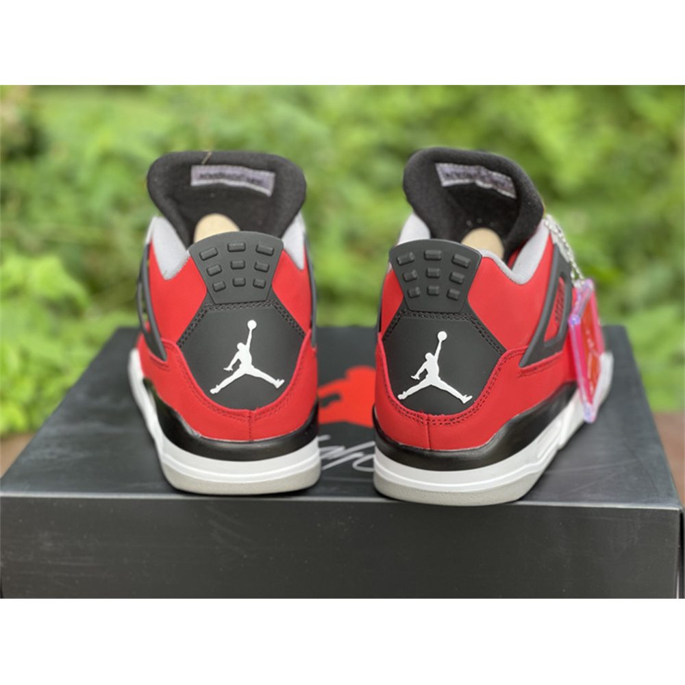 Jordan AJ4 