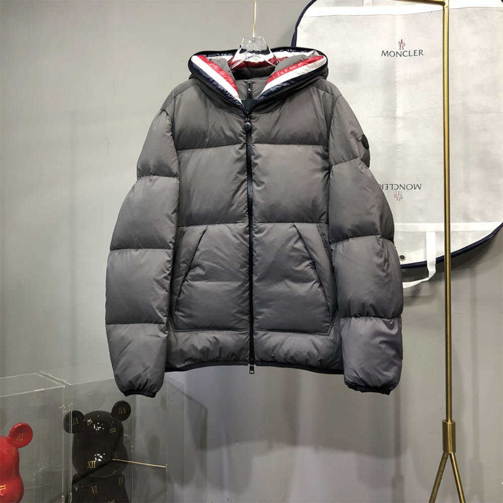 Moncler Short Down Jacket - DesignerGu