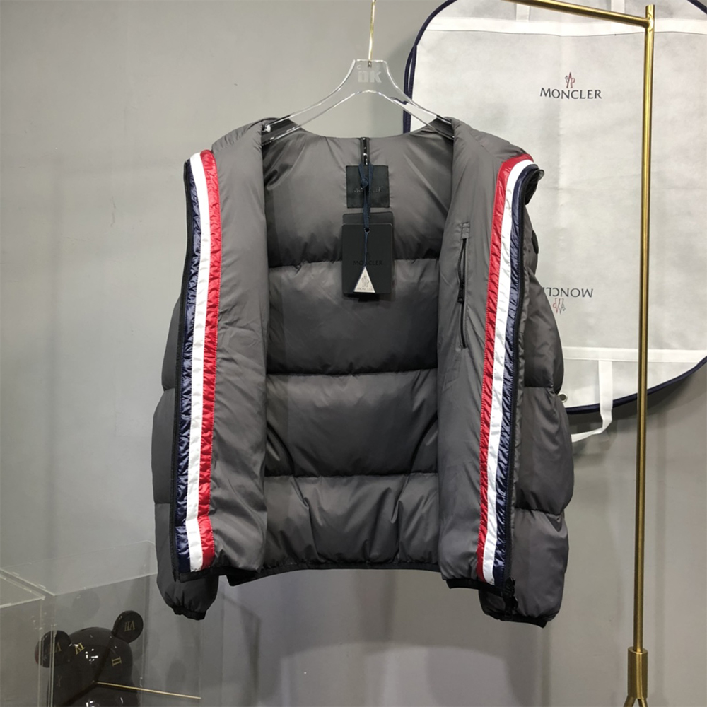 Moncler Short Down Jacket - DesignerGu