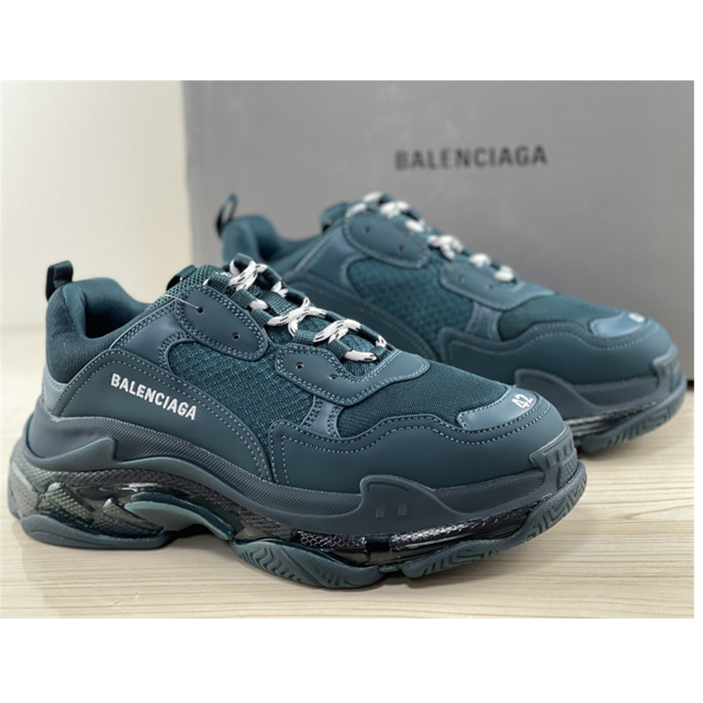 Balenciaga Track Sneaker In Green - DesignerGu