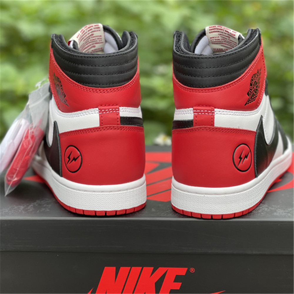 Jordan AJ1 Sneaker In Red&Black DH3227  - DesignerGu