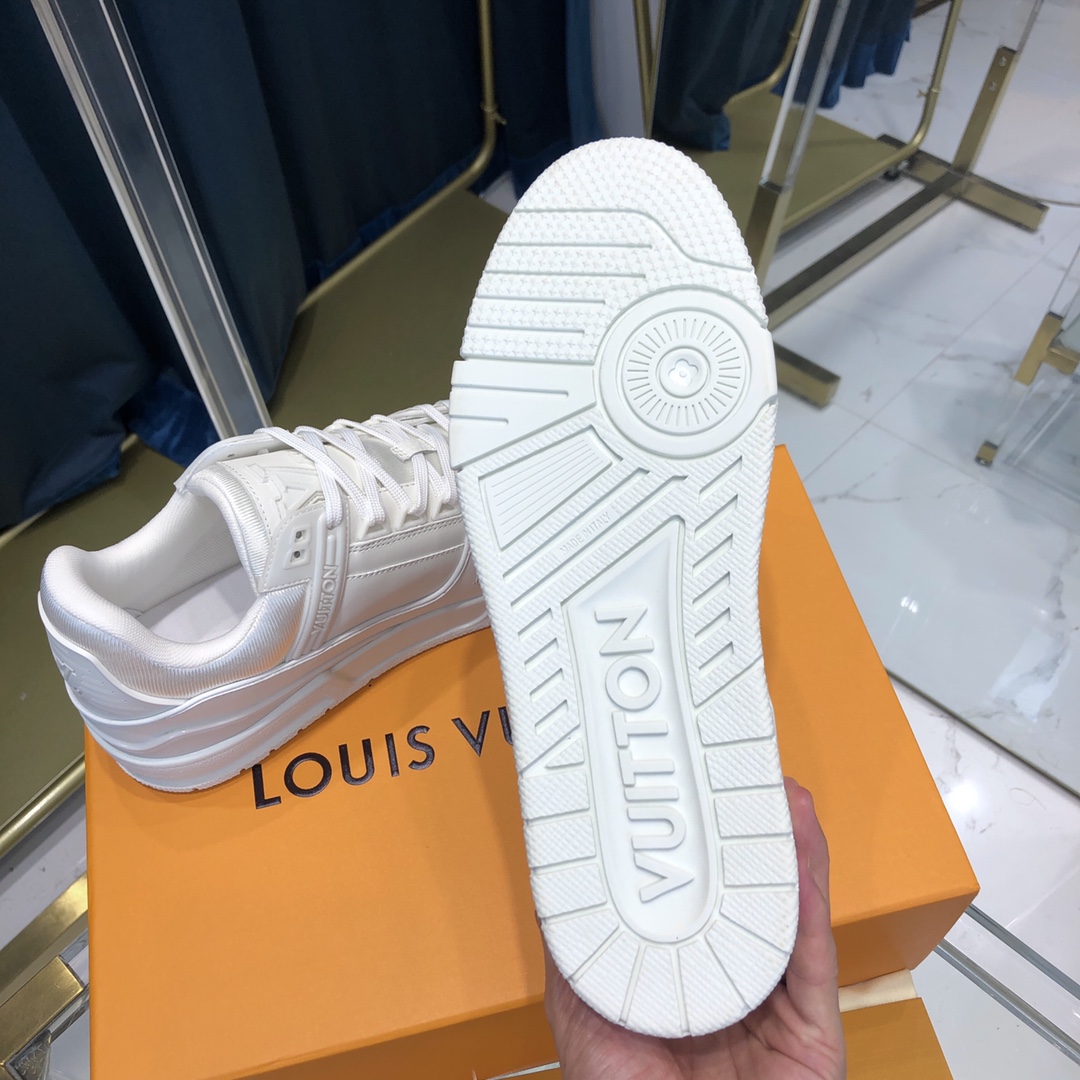 Louis Vuitton Trainer Sneaker(Upon UK Size) - DesignerGu