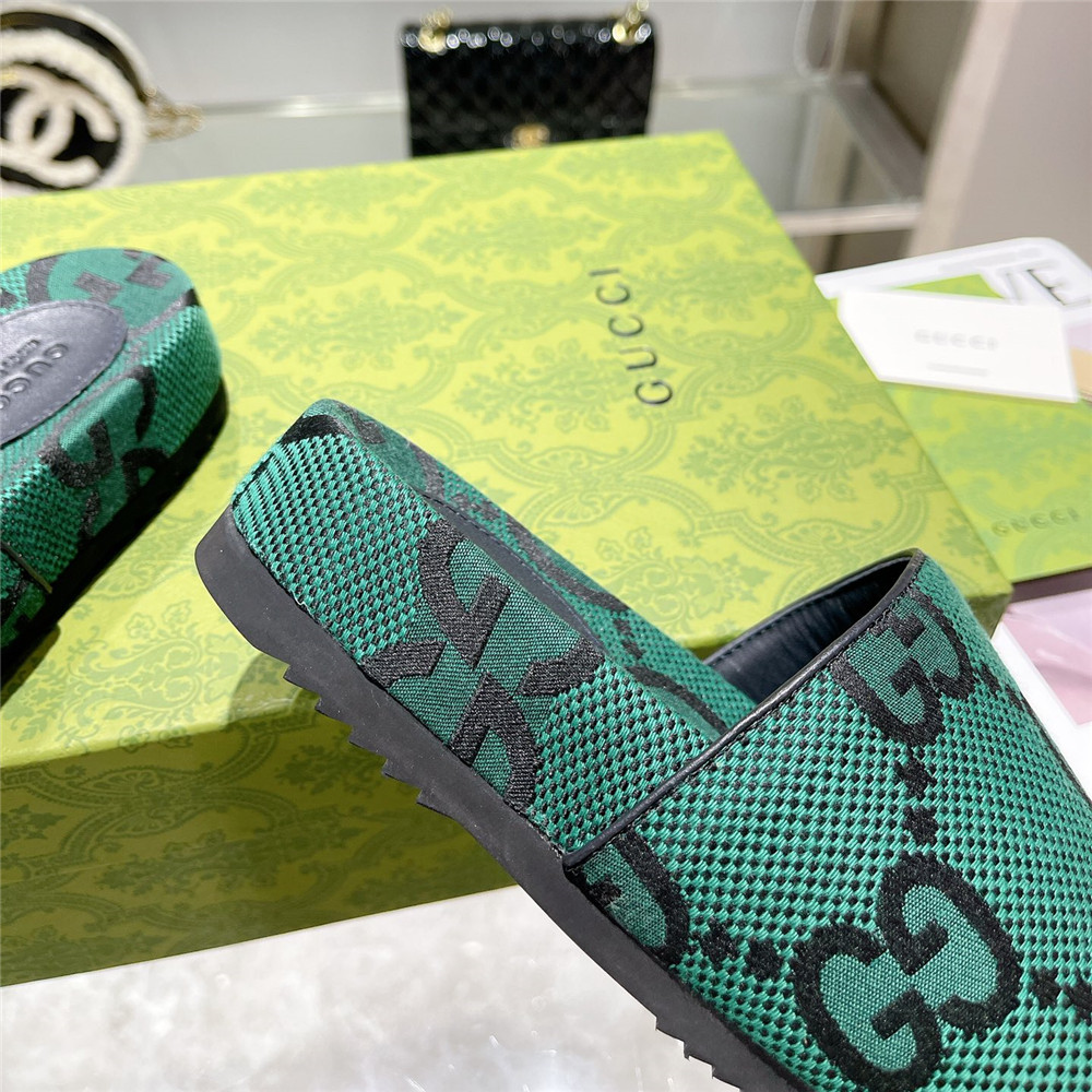 Gucci  Green GG Logo Slides - DesignerGu