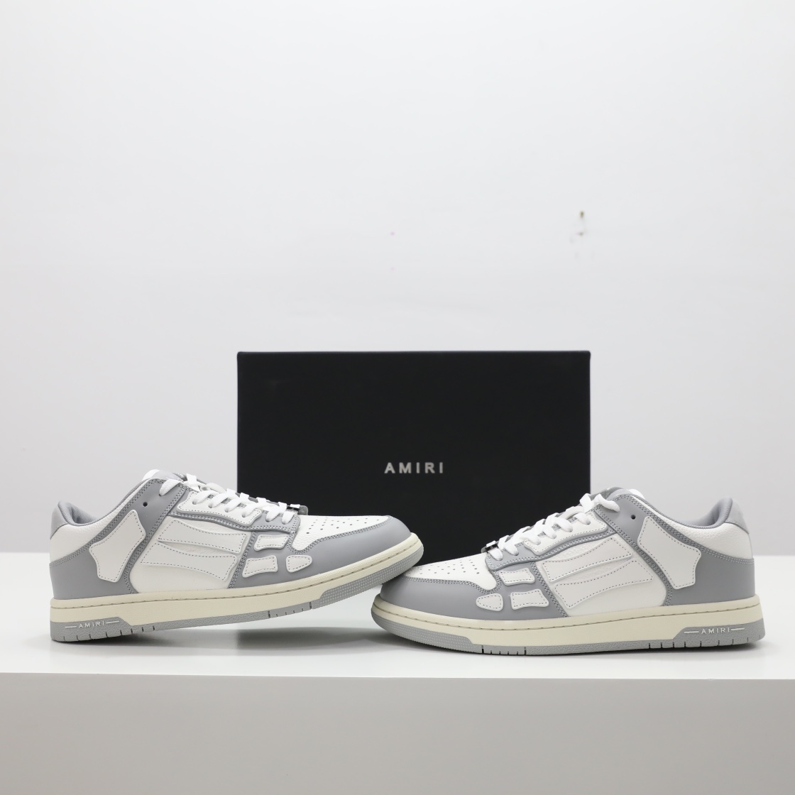 Amiri Skel-Top Low Sneaker Grey/White - DesignerGu