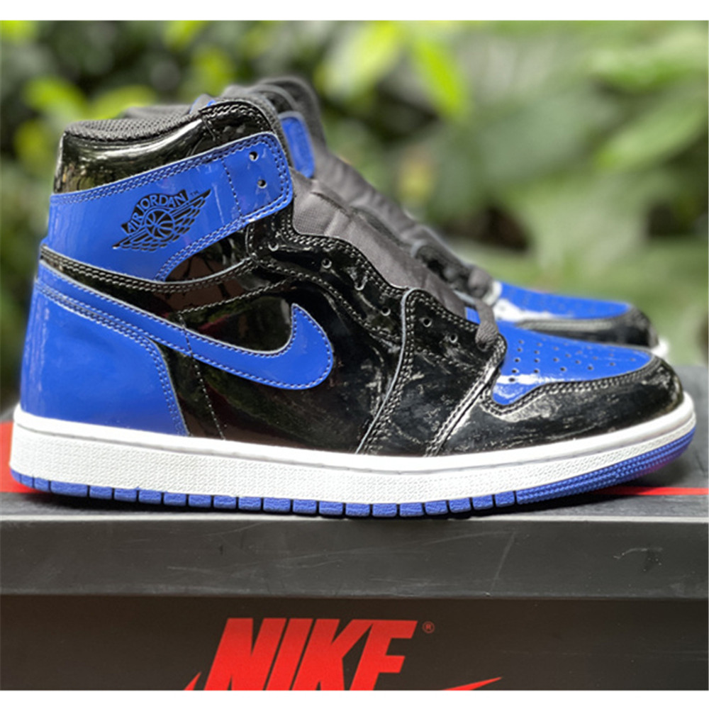 Air Jordan 1 OG Dark Marina Blue Sneaker 555088-404 - DesignerGu