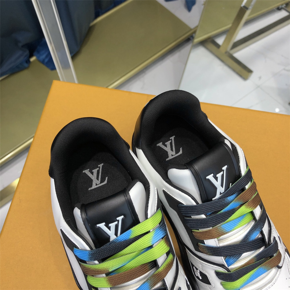 Louis Vuitton Trainer Sneaker - DesignerGu