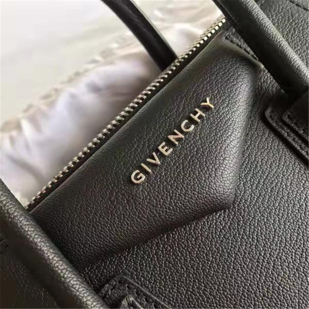 Givenchy Black Handbag(28-34-25CM) - DesignerGu