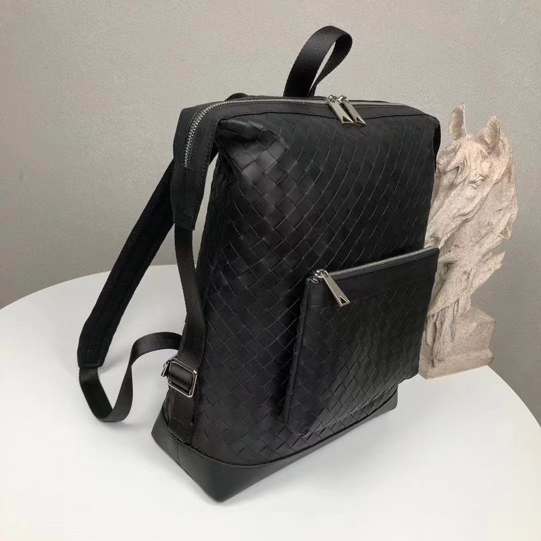 Bottega Veneta  Backpack  - DesignerGu