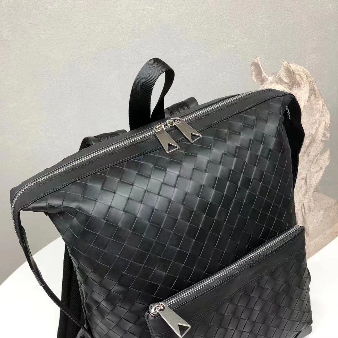 Bottega Veneta  Backpack  - DesignerGu