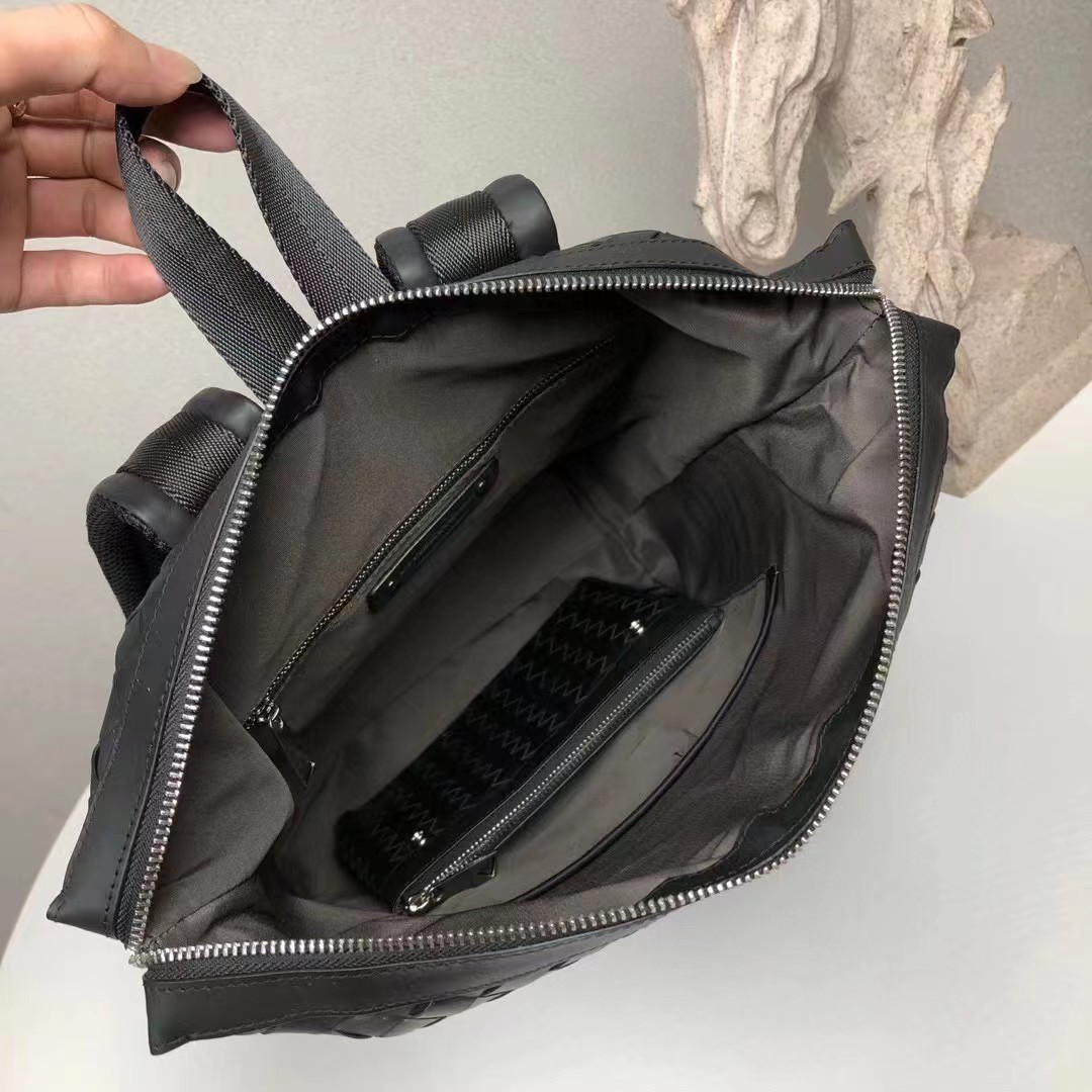 Bottega Veneta  Backpack  - DesignerGu