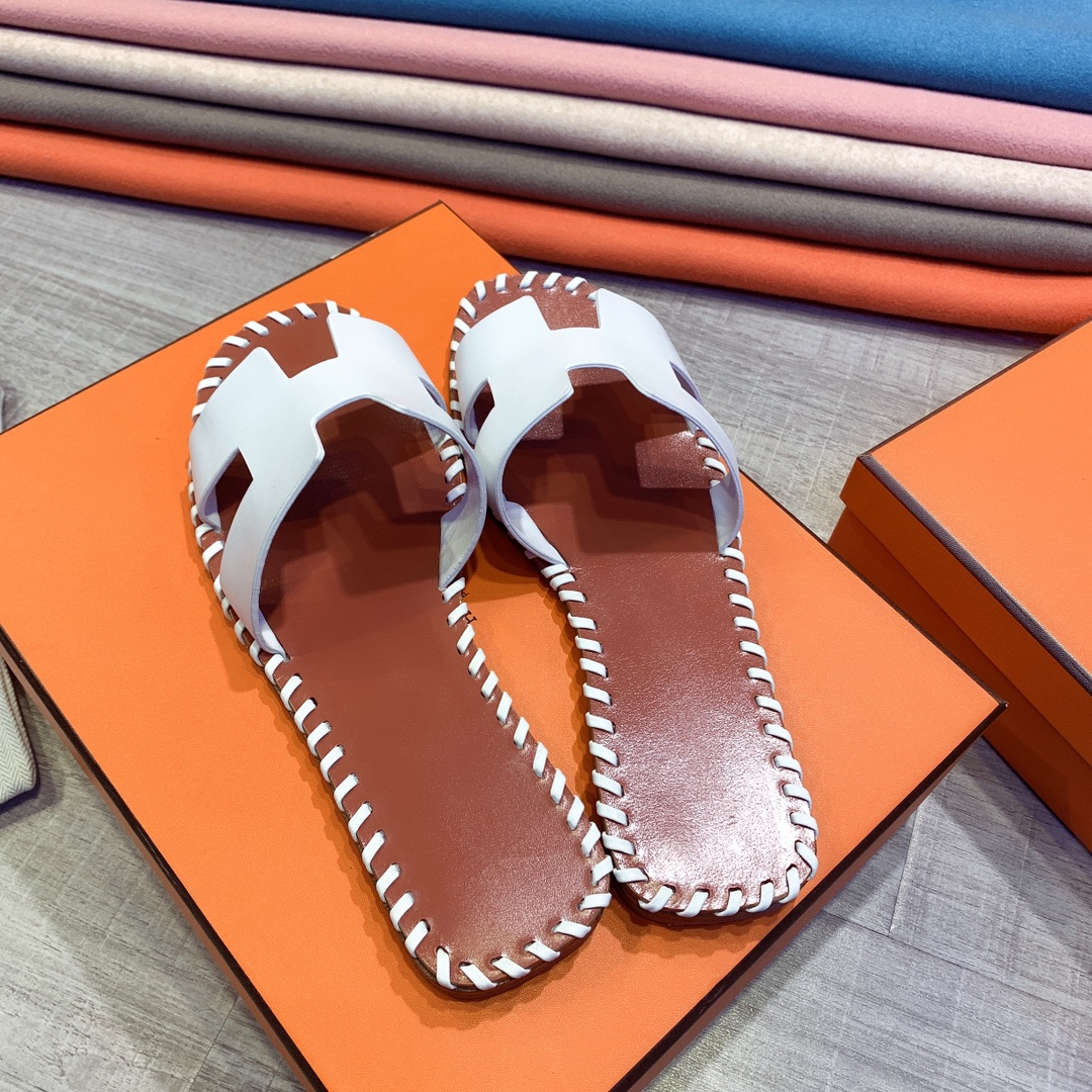 Hermes Leather Oran Sandals - DesignerGu