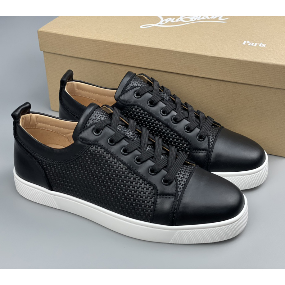 Christian Louboutin Sneaker - DesignerGu