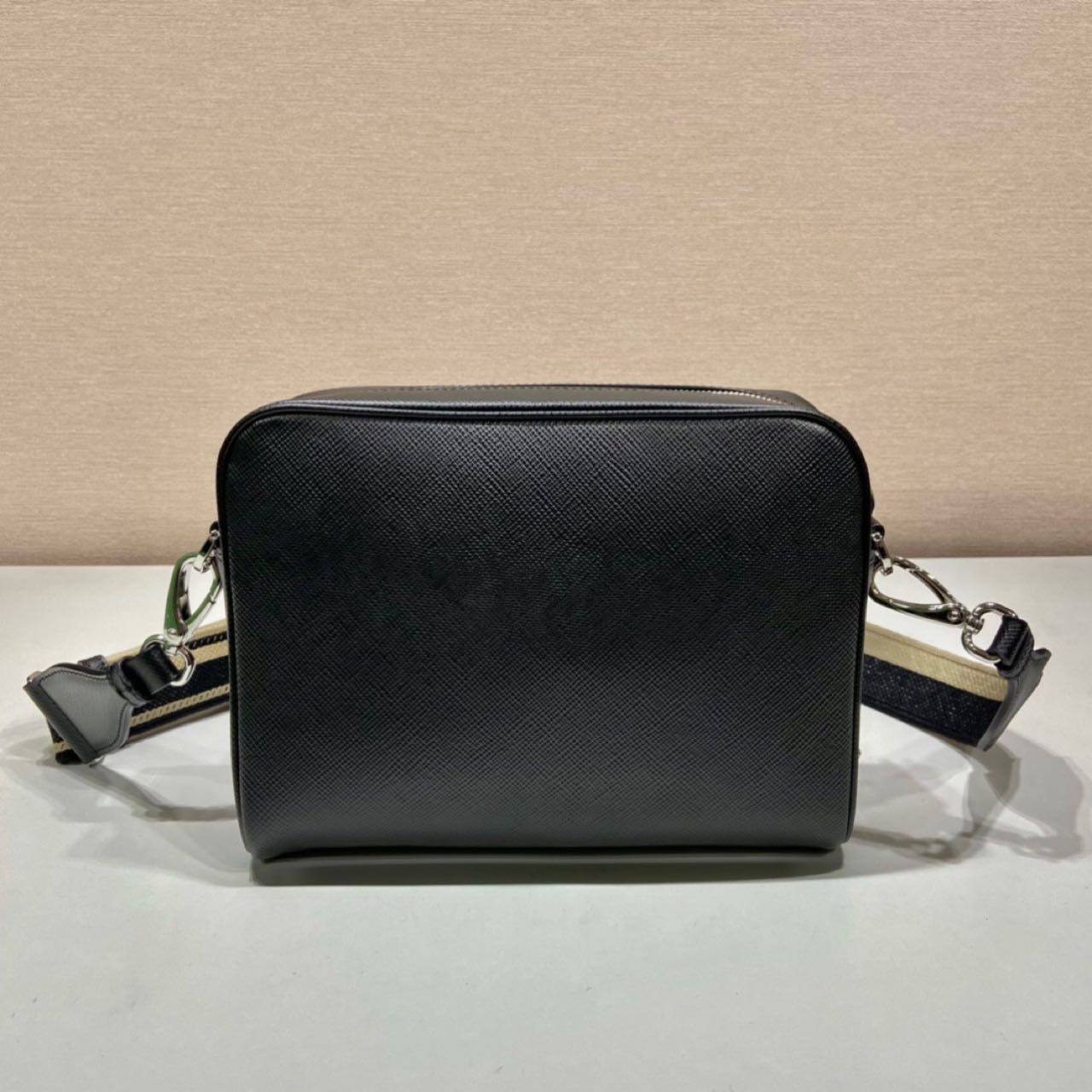 Prada Saffiano Leather Shoulder Bag(24-18-6cm) - DesignerGu