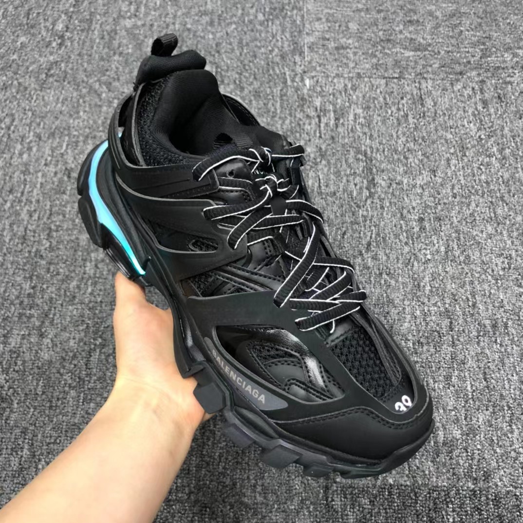 Balenciaga Tess S. Gomma Trek 3.0 LED Sneakers - DesignerGu