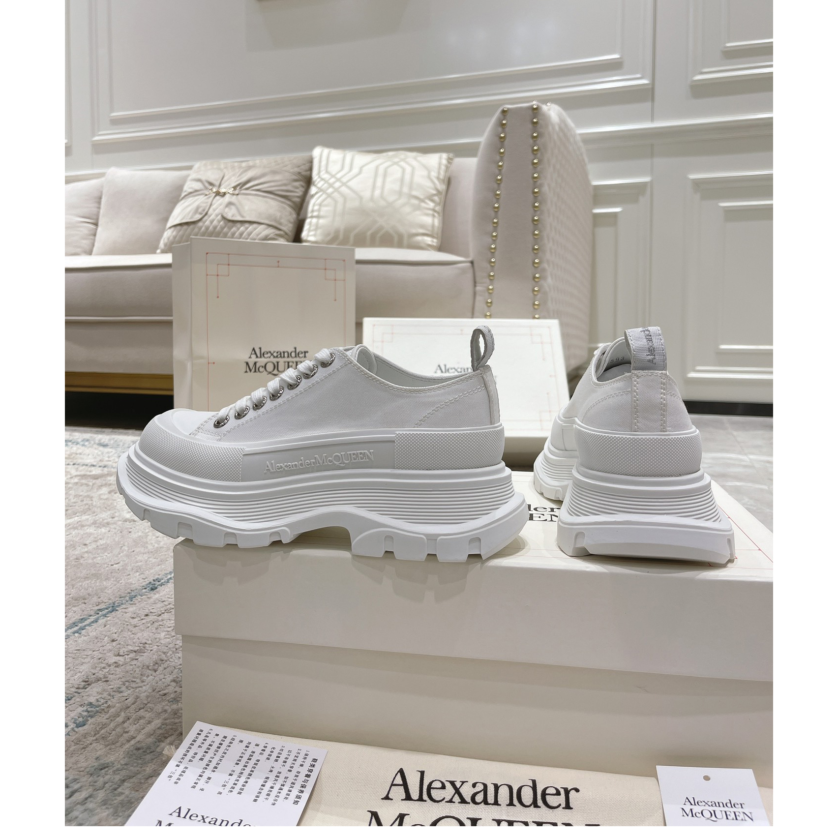 Alexander Mqueen Tread Slick Platform Low Sneakers - DesignerGu