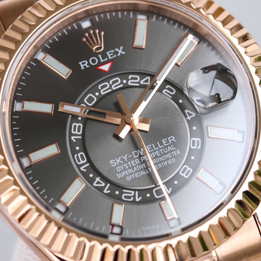 Rolex Watch   41.8mm - DesignerGu