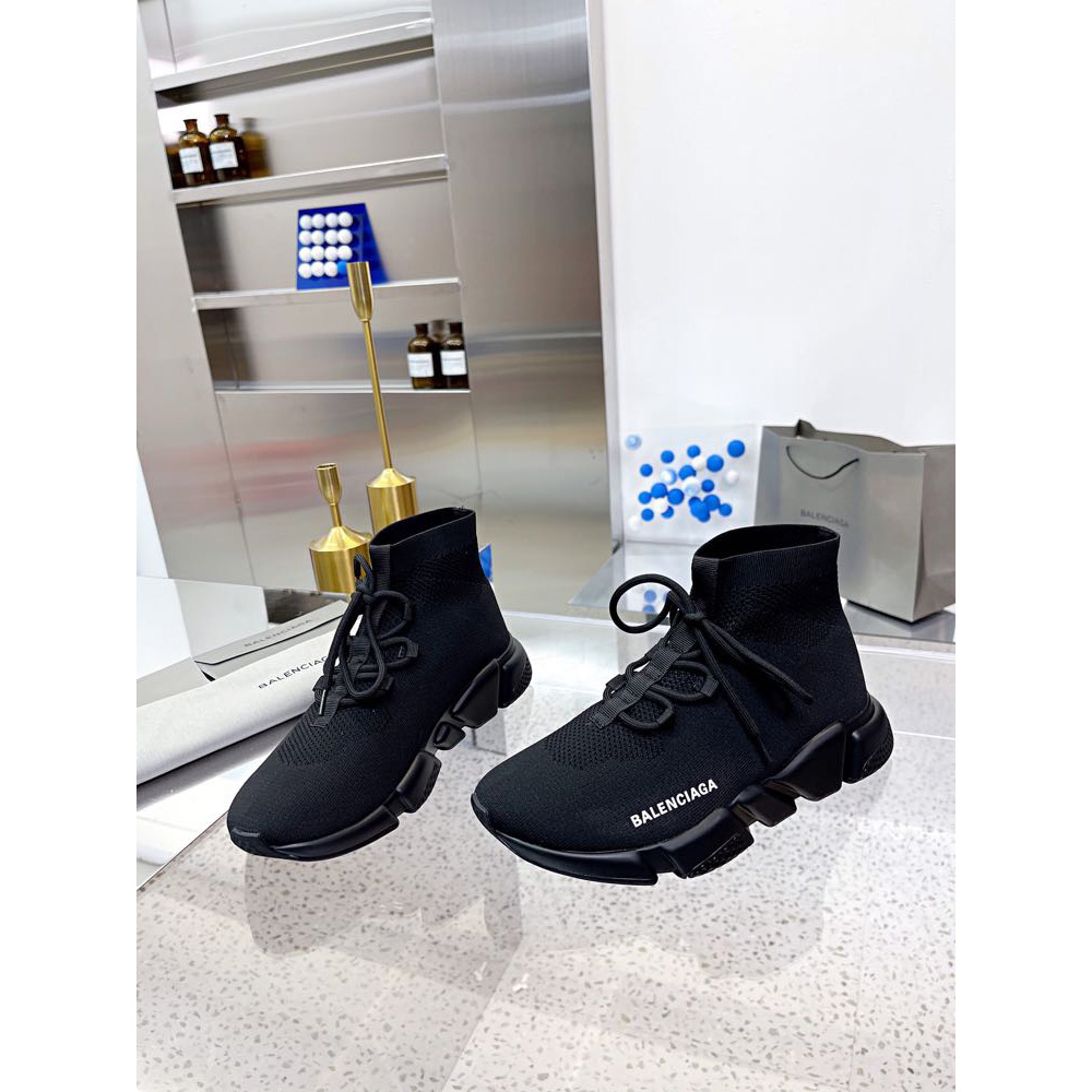 Balenciaga Men's Speed Lace-Up Sneaker In Black - DesignerGu