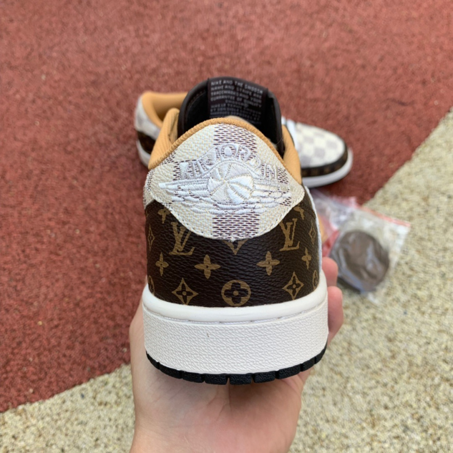 Travis Scott x Nike Air Jordan 1 Low AJ1 Sneaker DM7866-116 - DesignerGu