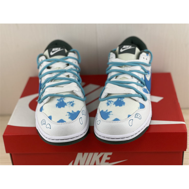 Nike Dunk SE Low Sneaker DH0957-100 - DesignerGu