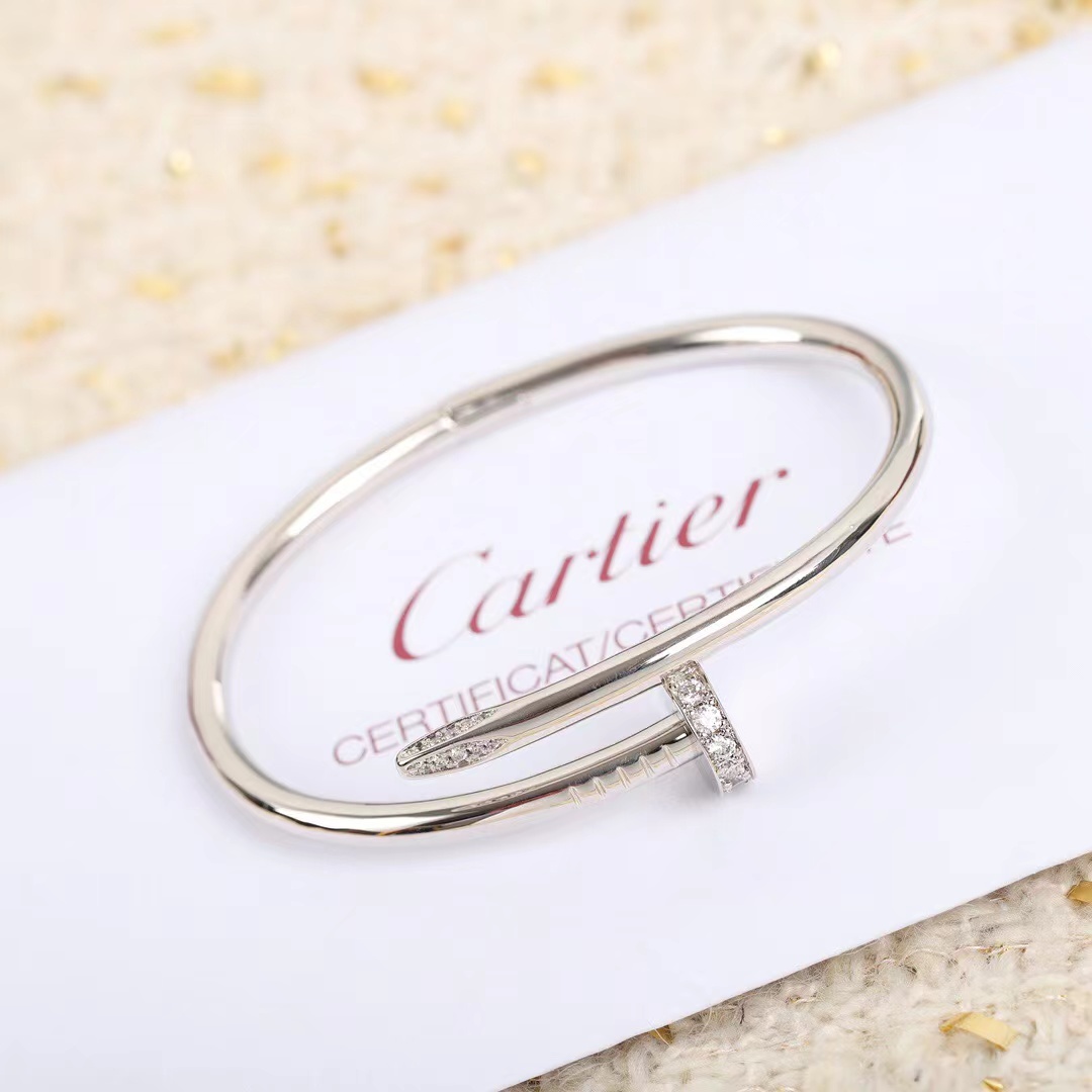 Cartier Bracelet - DesignerGu