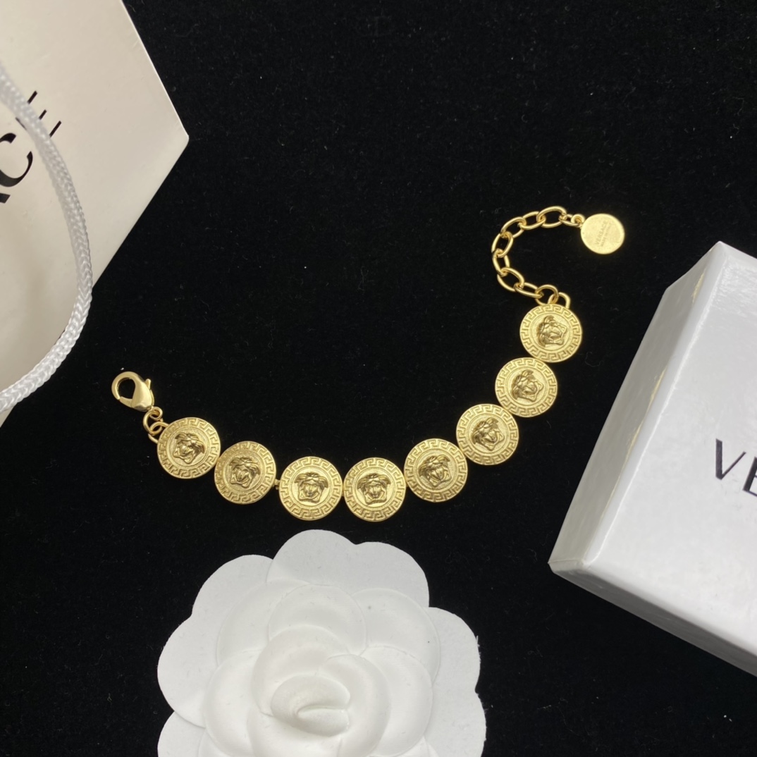 Versace Medusa Logo Bracelet - DesignerGu