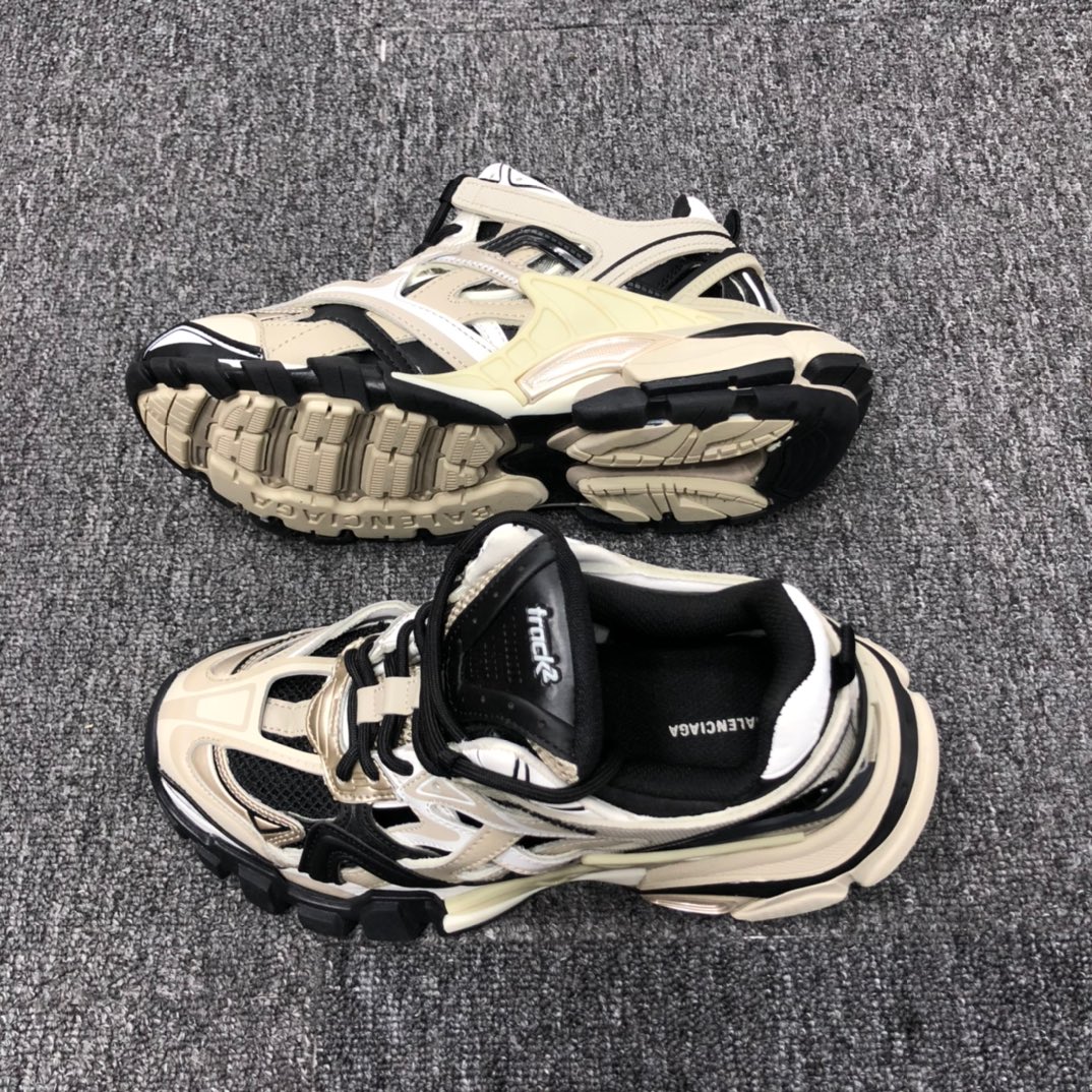 Balenciaga Track.2 Sneaker - DesignerGu