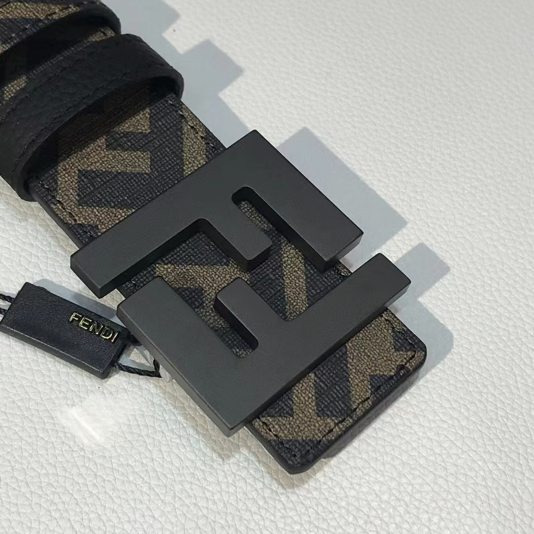 Fendi Leather Belt With FF Buckle - DesignerGu