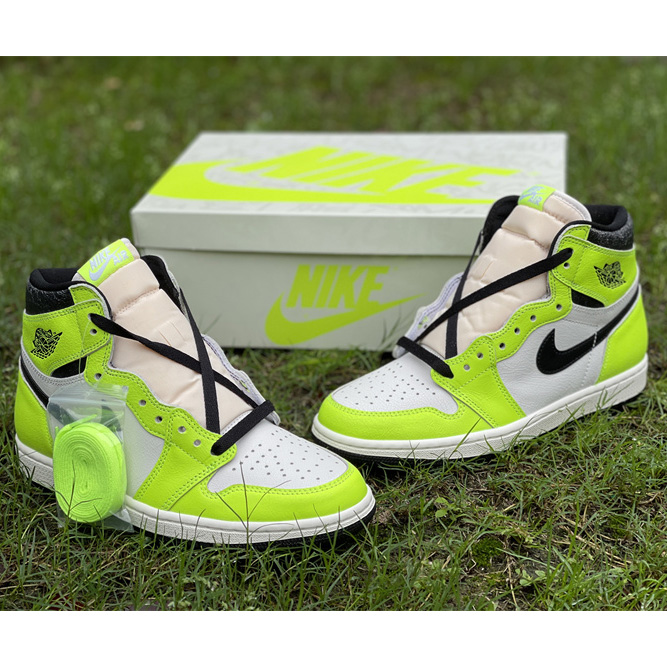 Air Jordan 1 High OG 'Volt' Sneakers   555088-702 - DesignerGu